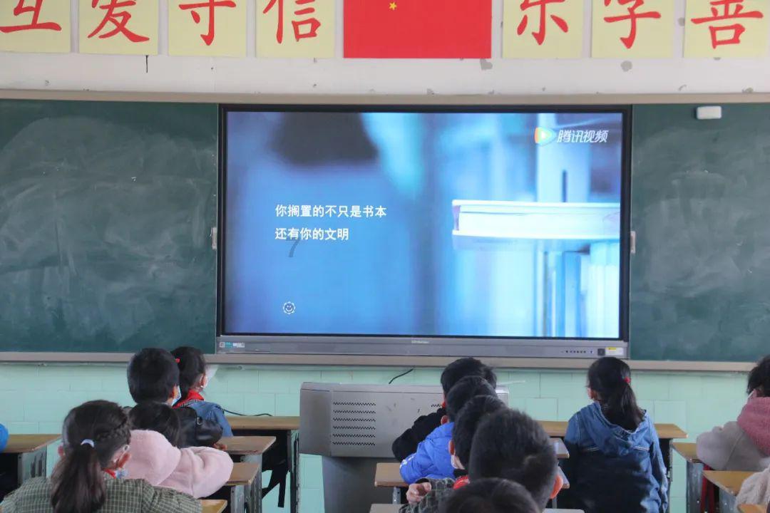 李世民和李晟是同一个祖先吗-智能问答网页,精准解答你的问题